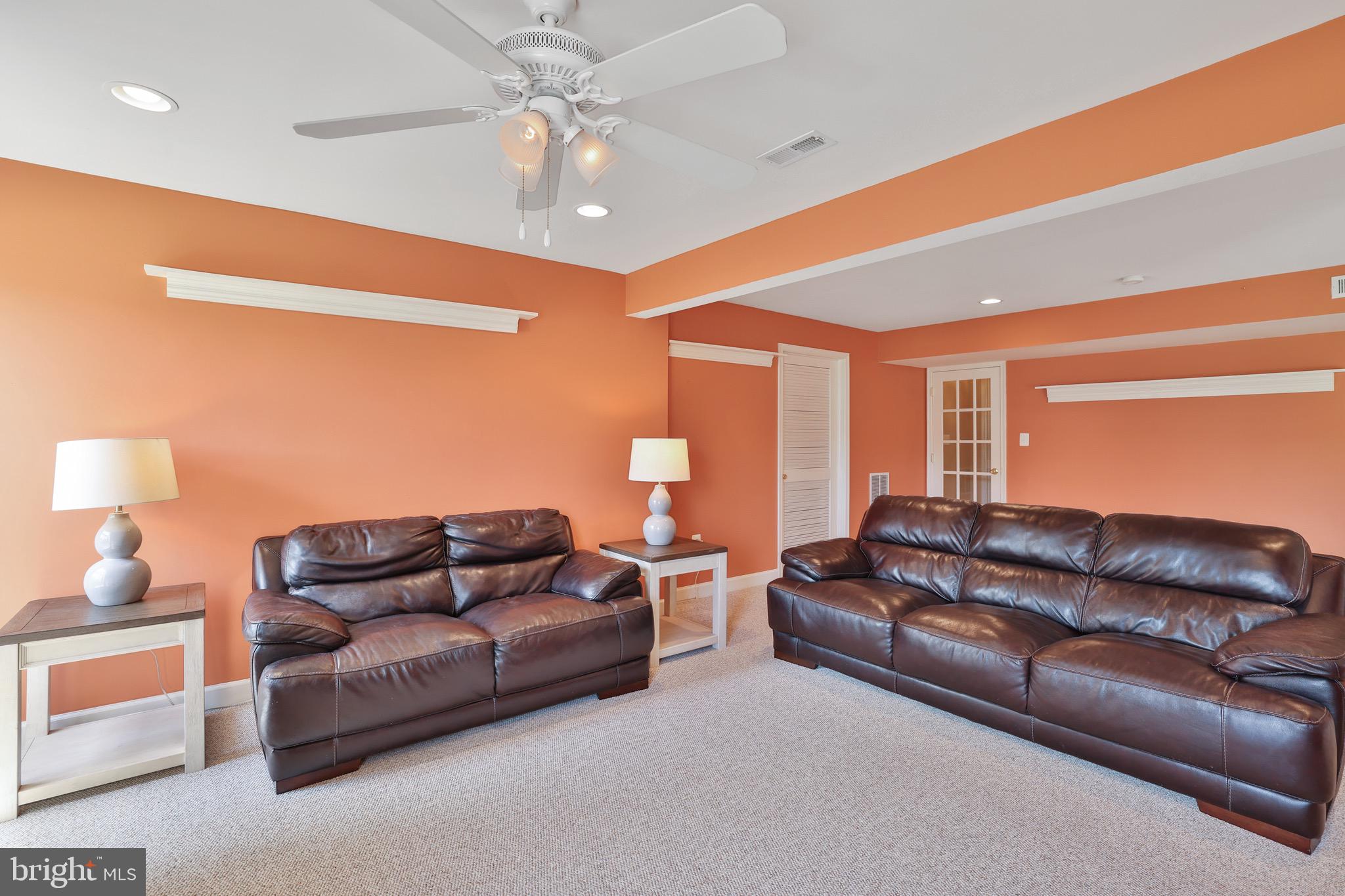 434 E LOUDOUN VALLEY DRIVE