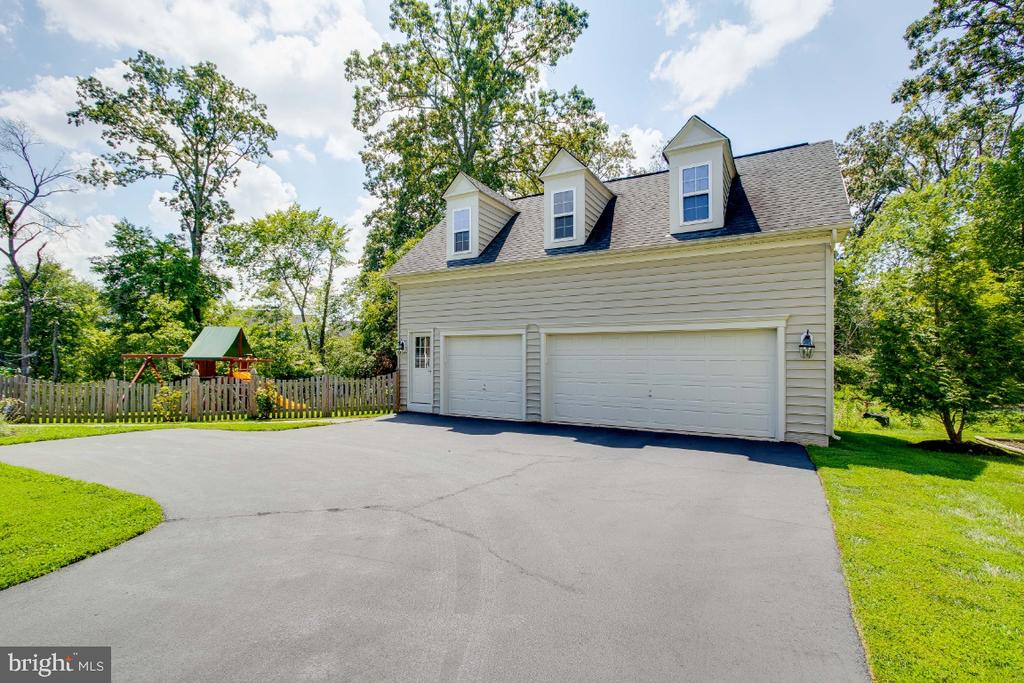 21956 PANMURE COURT