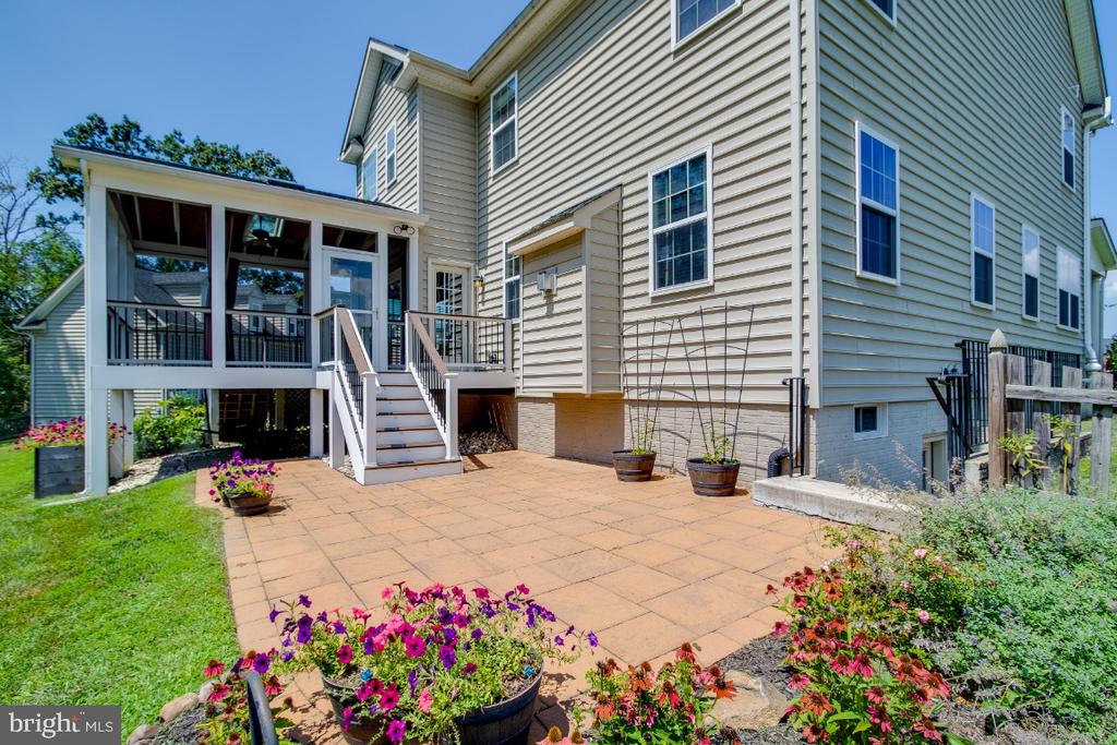 21956 PANMURE COURT
