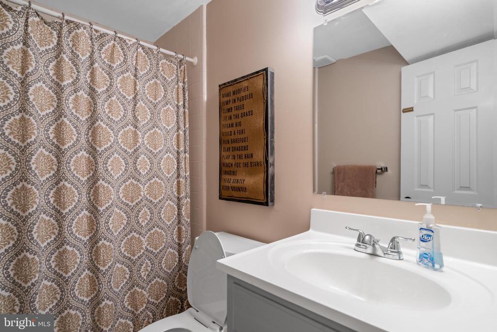 38083 Piggott Bottom Road