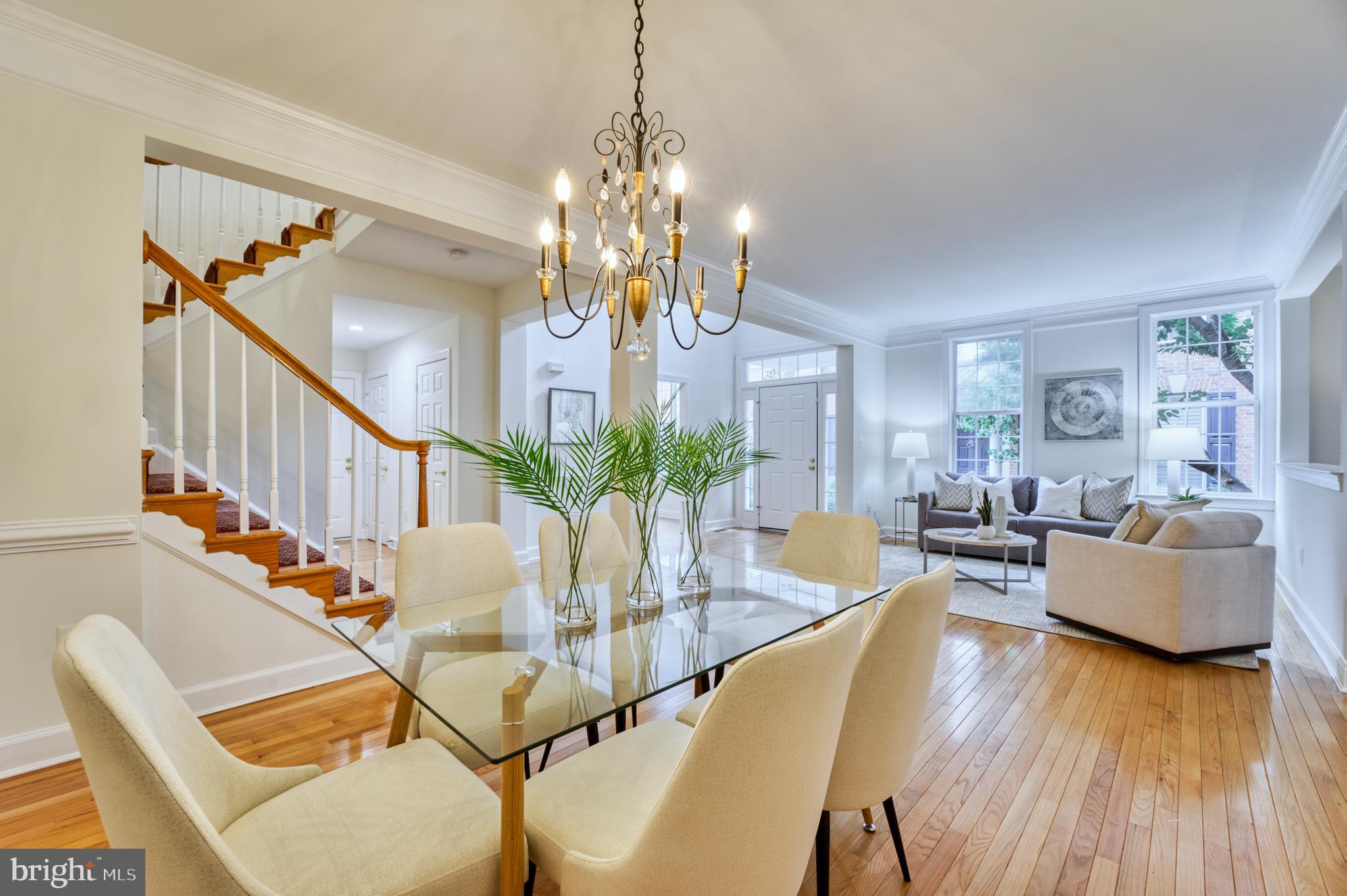 18424 Lanier Island Sq