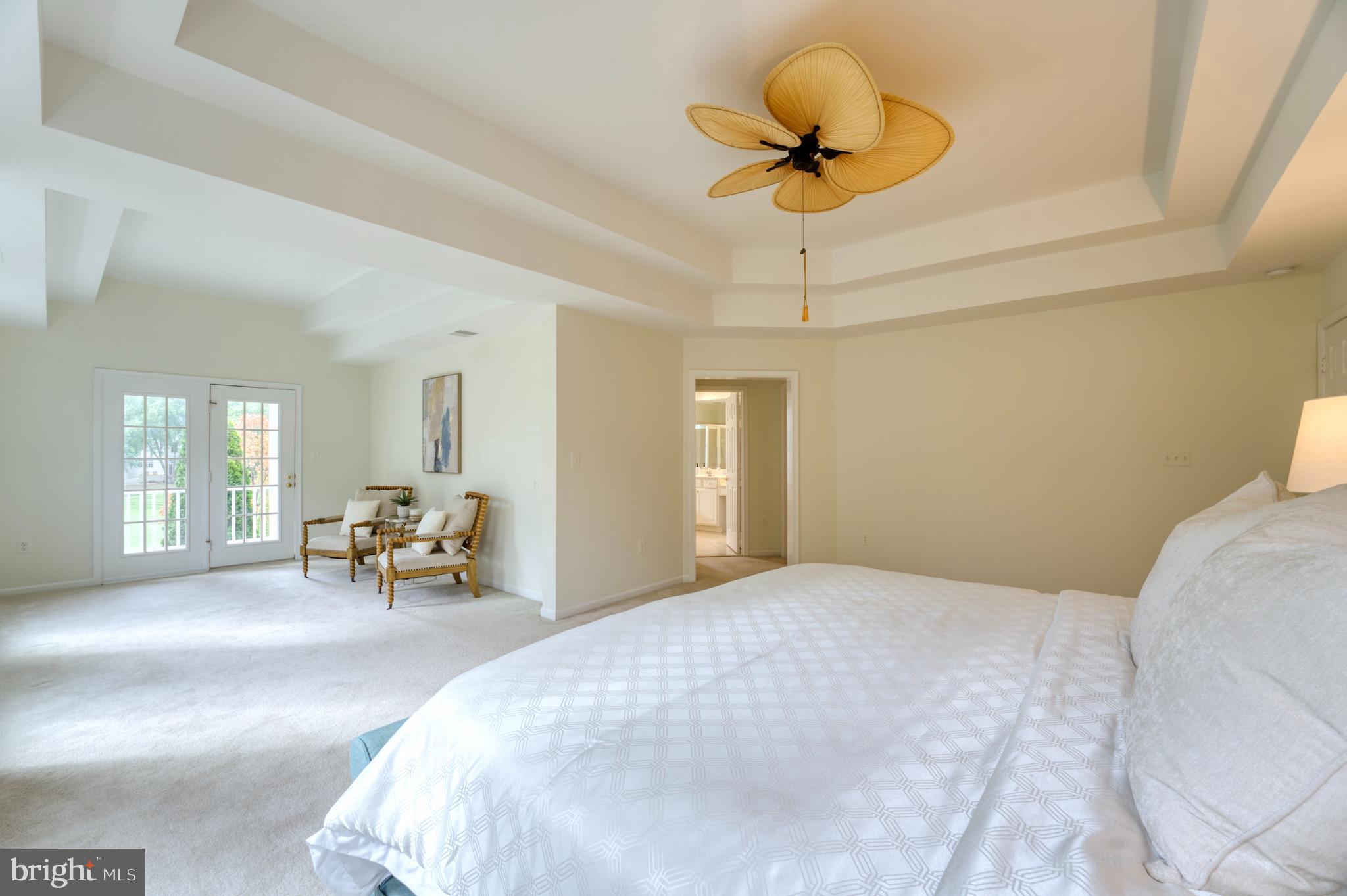 18424 Lanier Island Sq