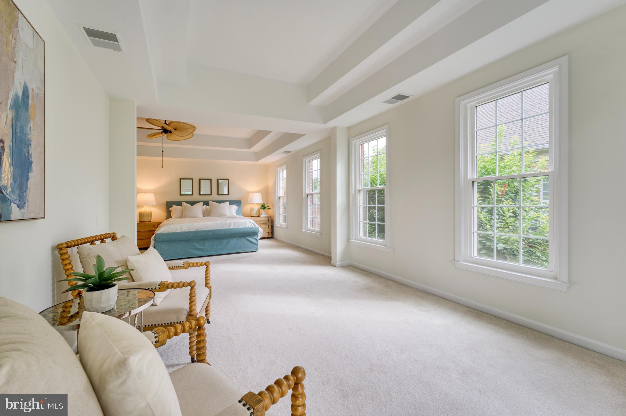 18424 Lanier Island Sq