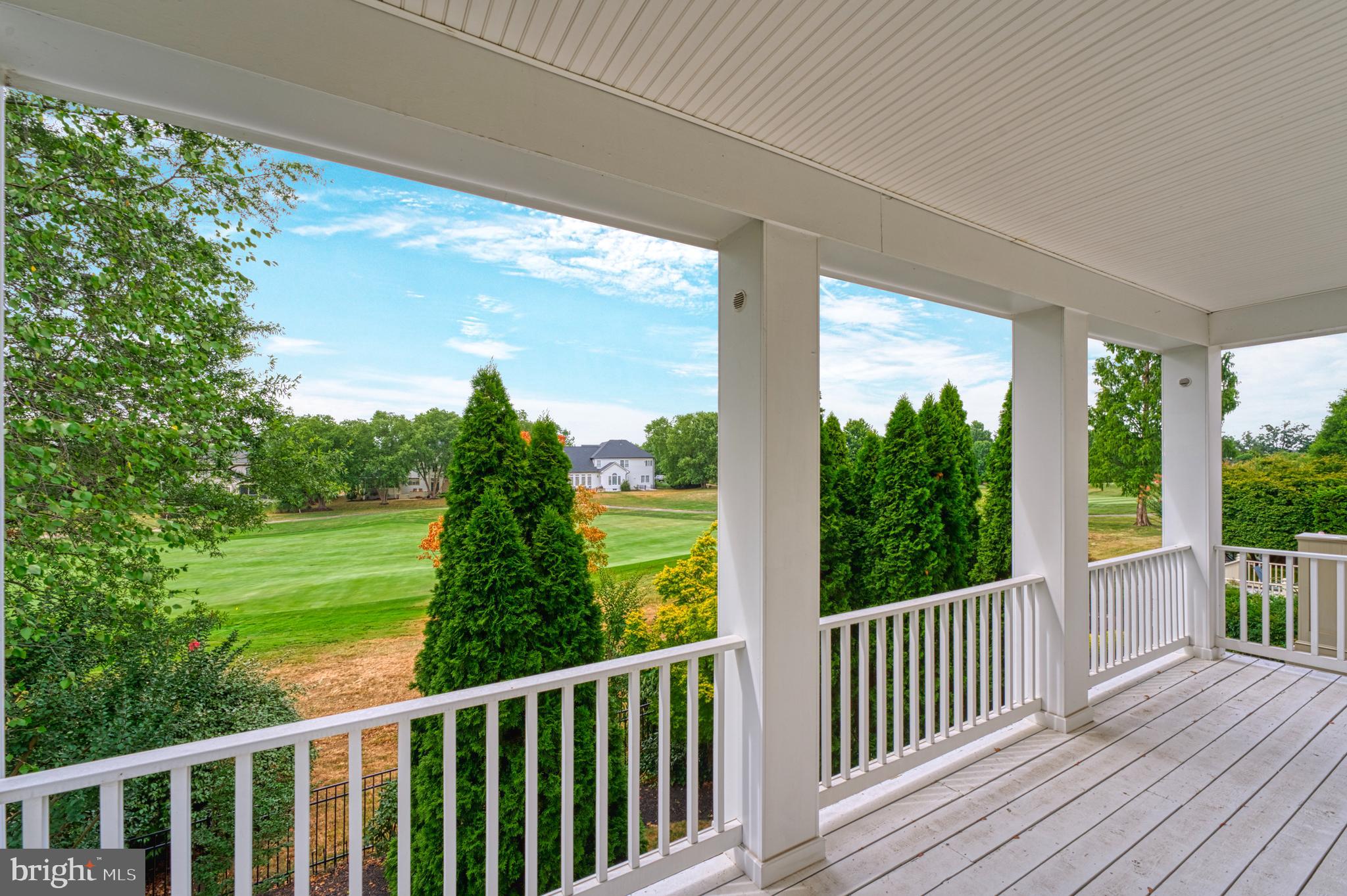 18424 Lanier Island Sq