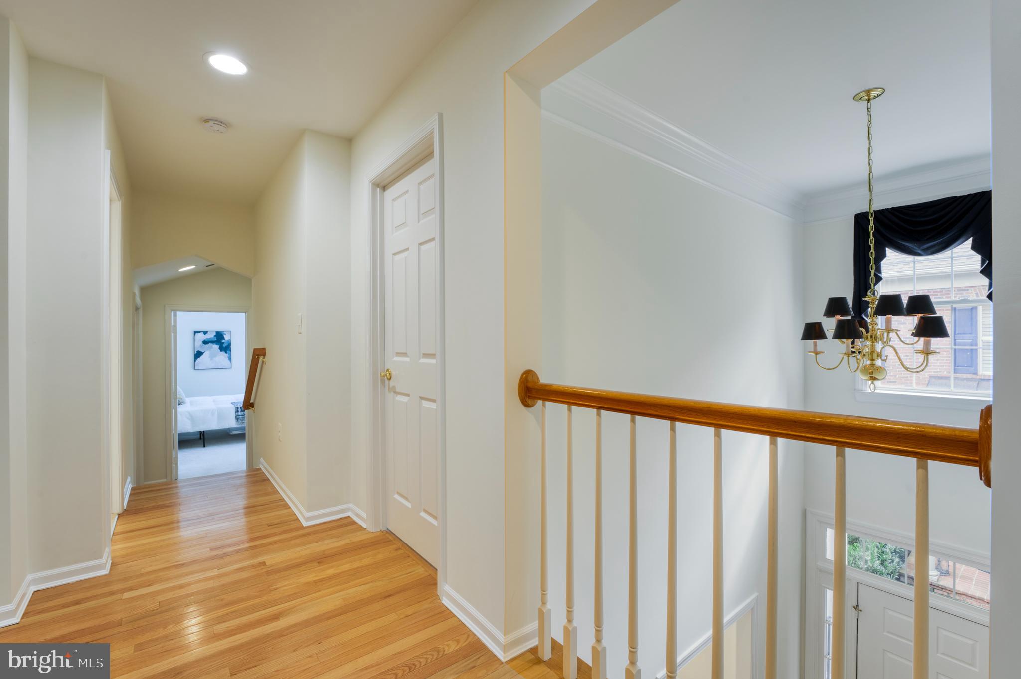 18424 Lanier Island Sq