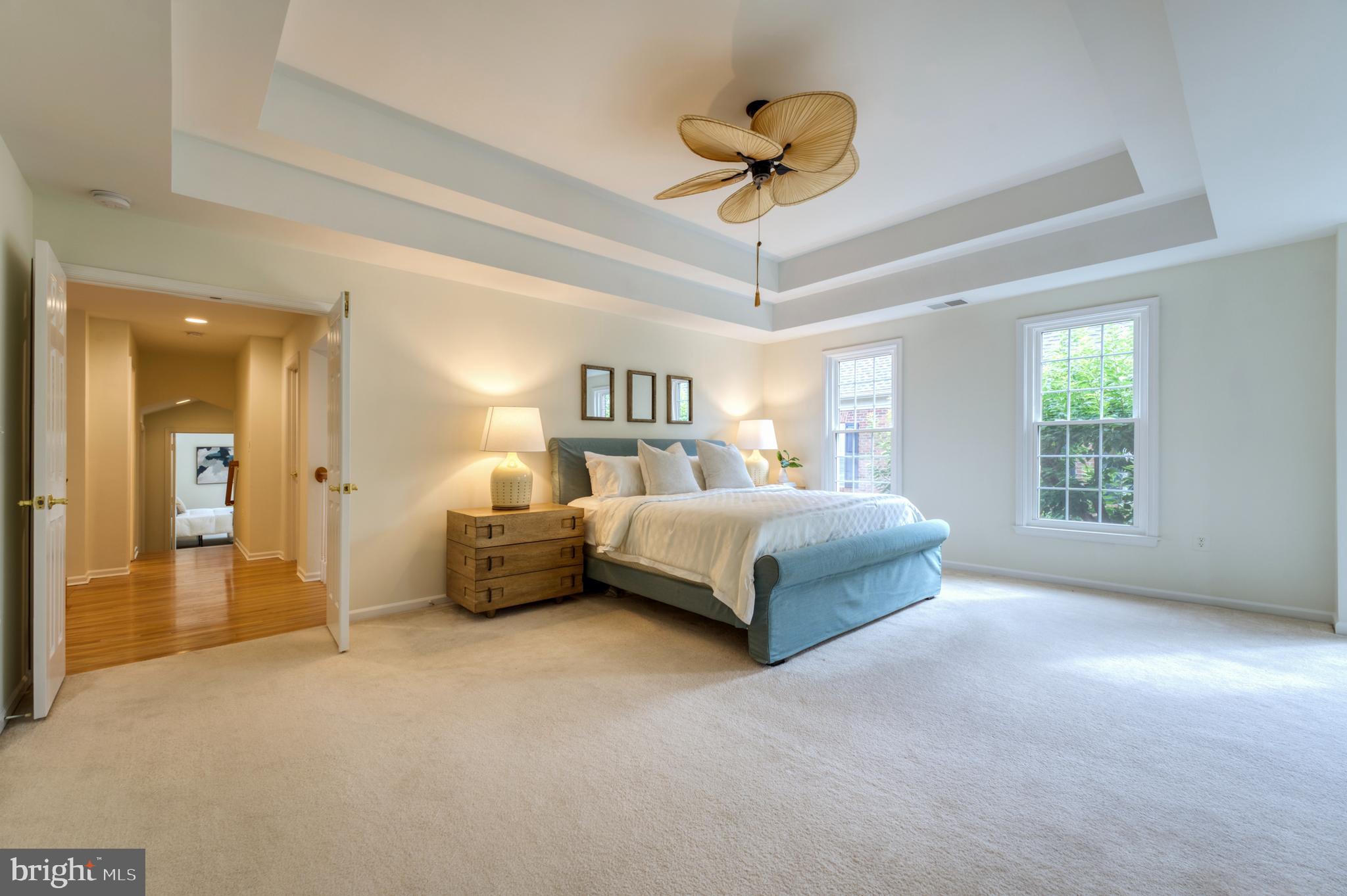 18424 Lanier Island Sq