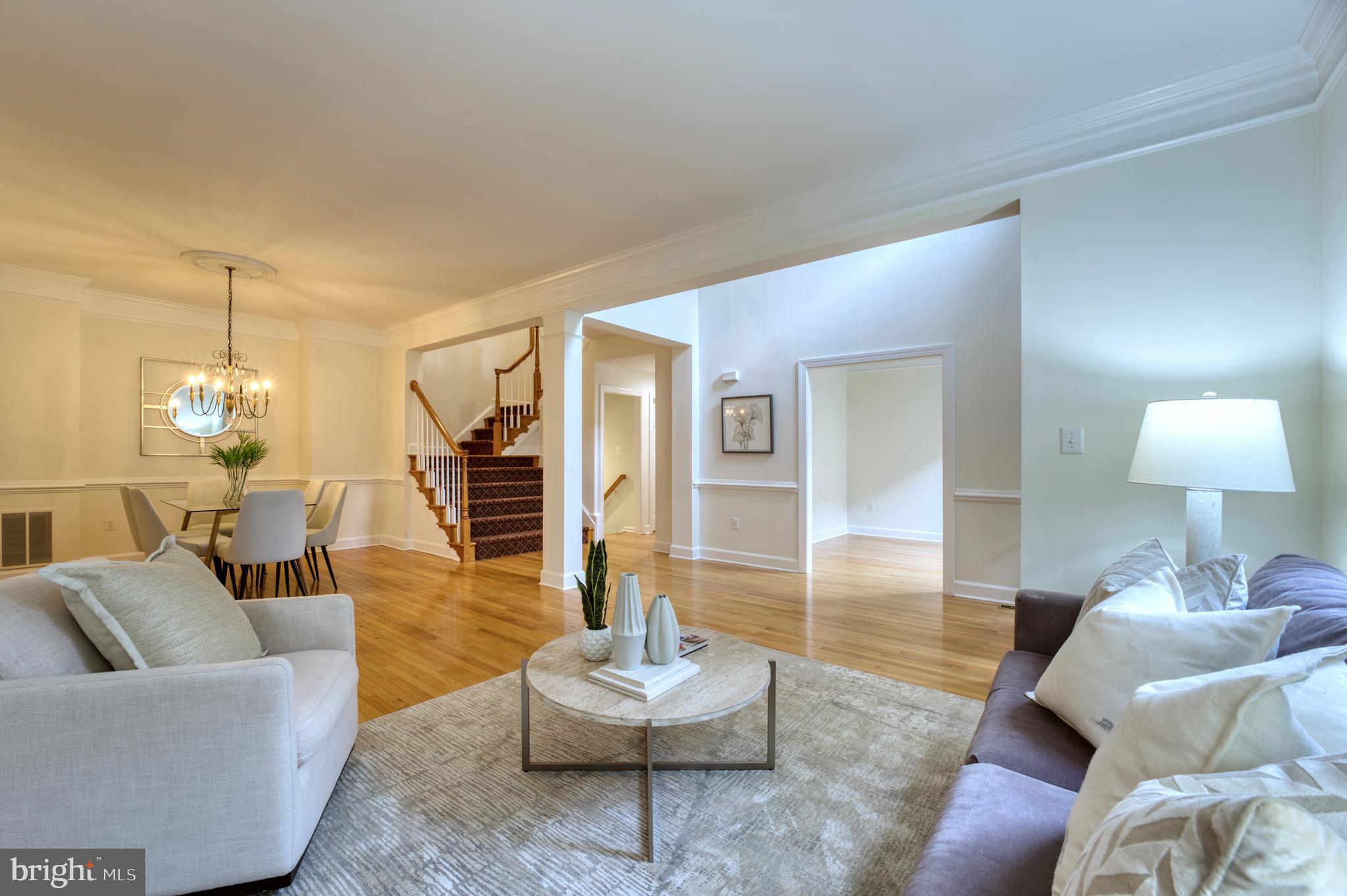18424 Lanier Island Sq