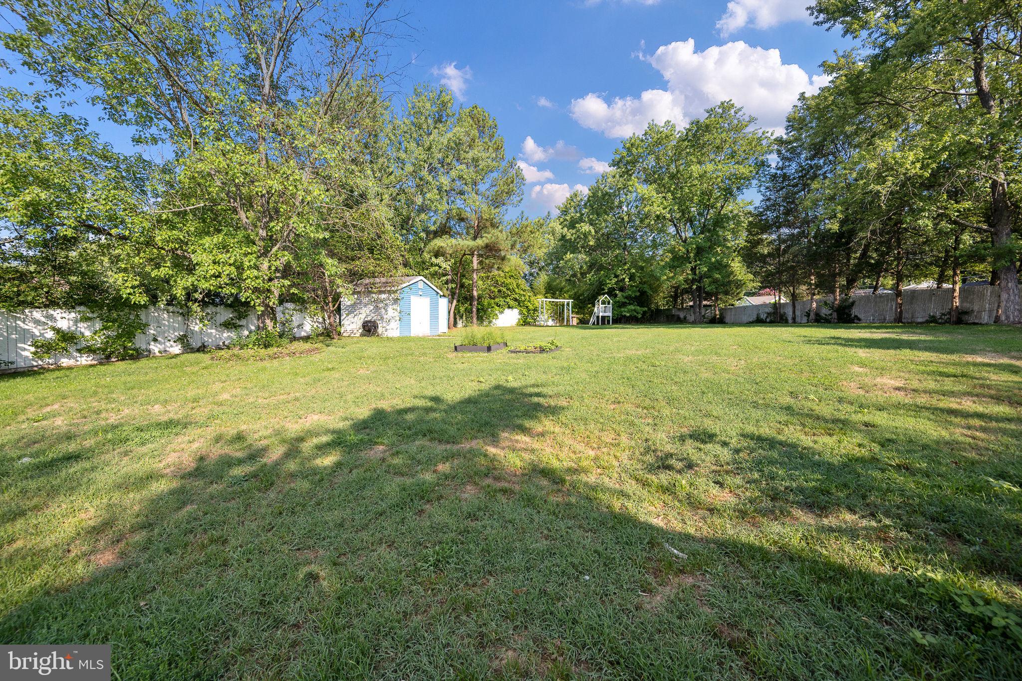 604 W Beech Rd
