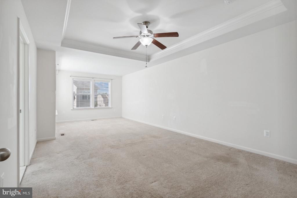 42219 DEAN CHAPEL SQUARE