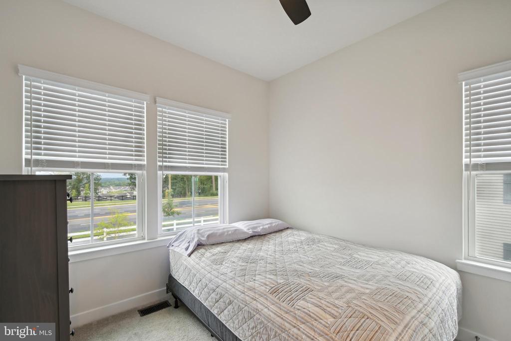 46347 Mount Kellogg Ter