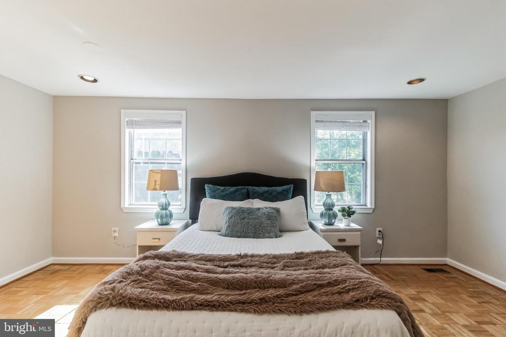 11 Palmer Ct