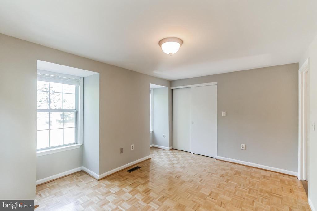 11 Palmer Ct