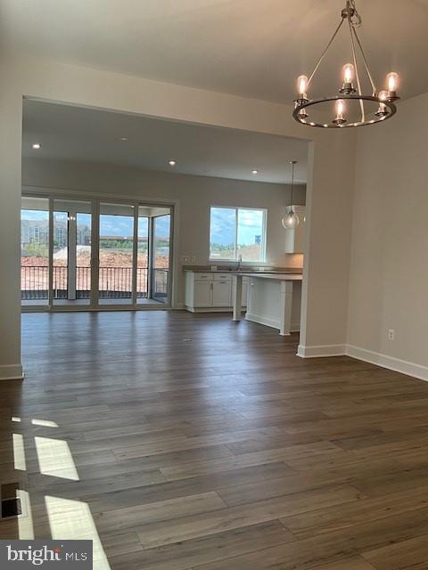 43200 Greeley Sq