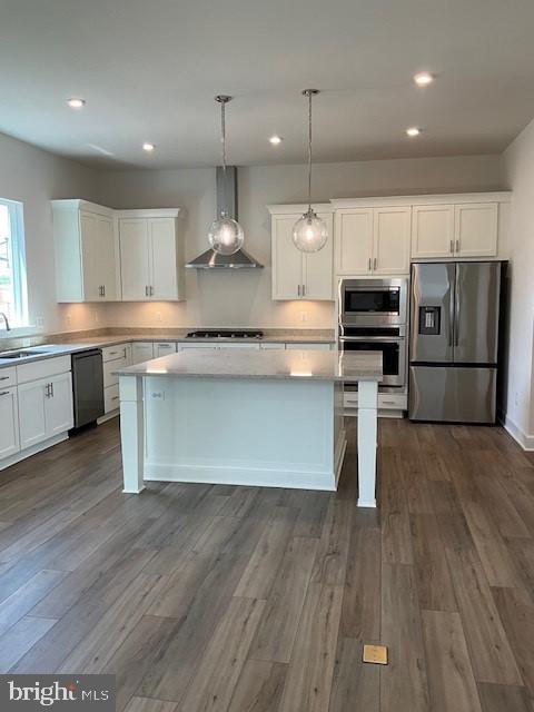 43200 Greeley Sq