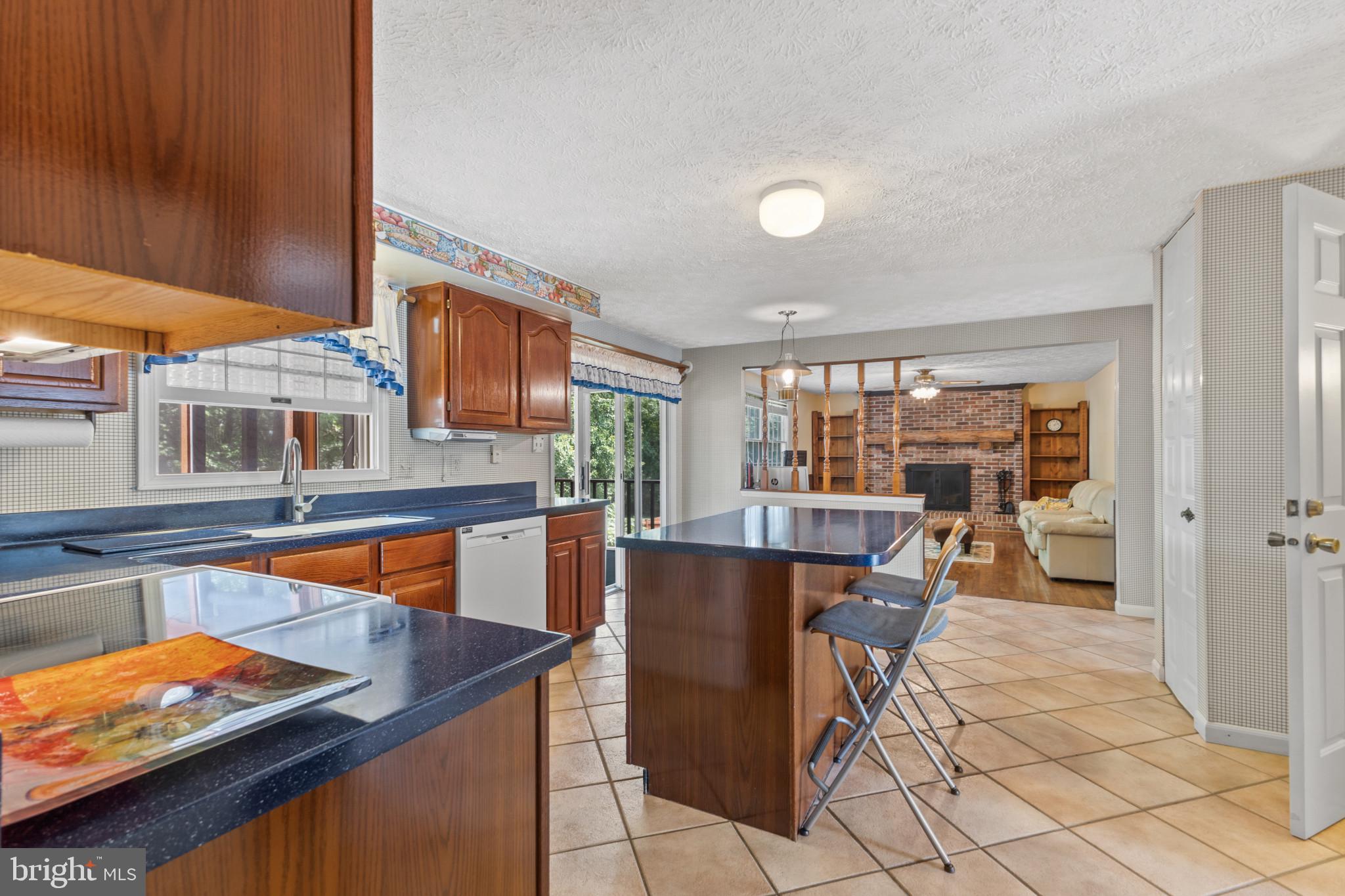 606 Jason Ct