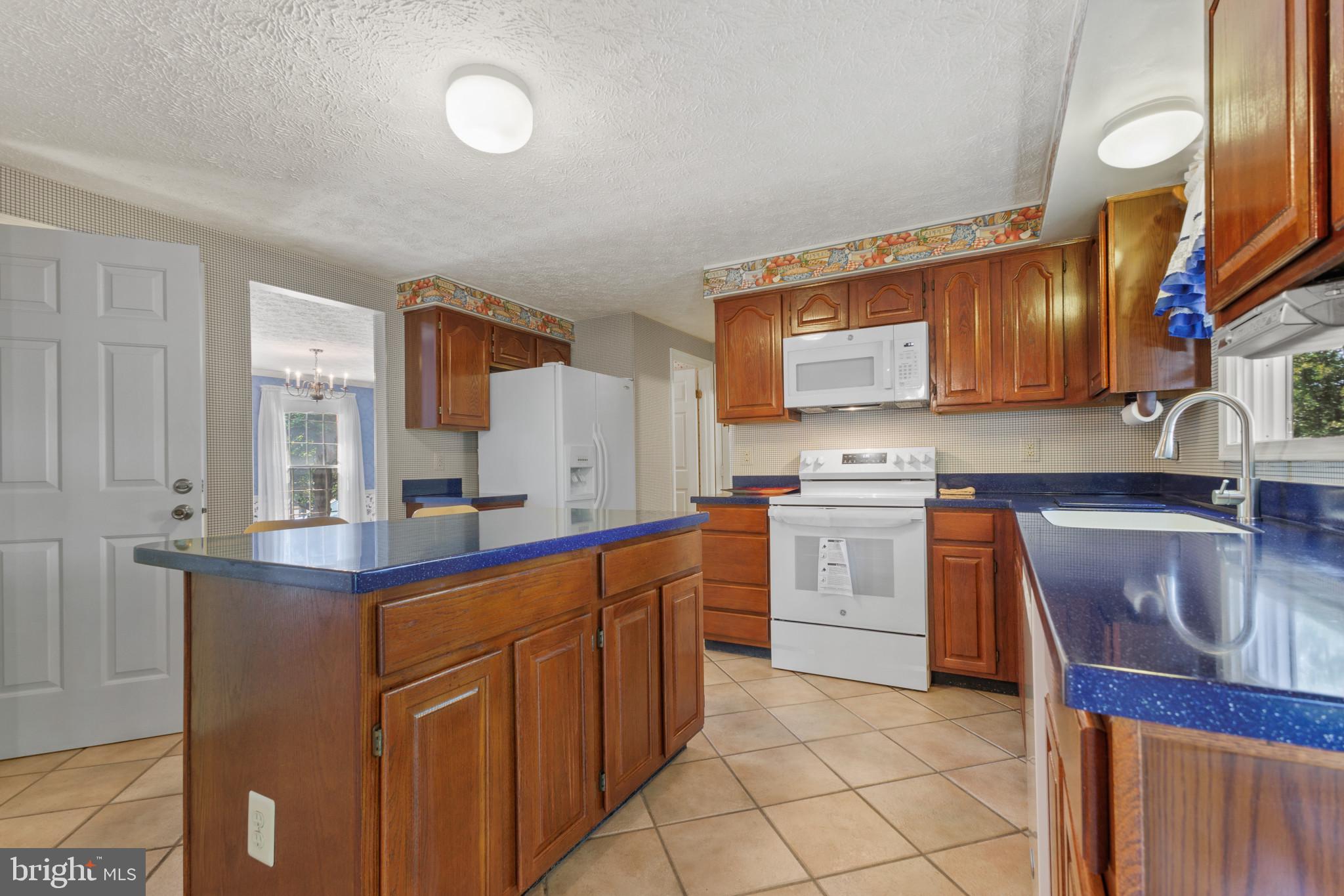 606 Jason Ct