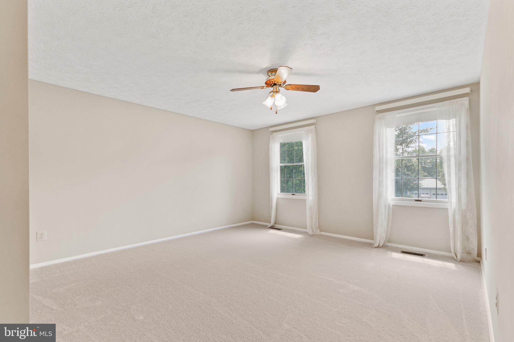 606 Jason Ct