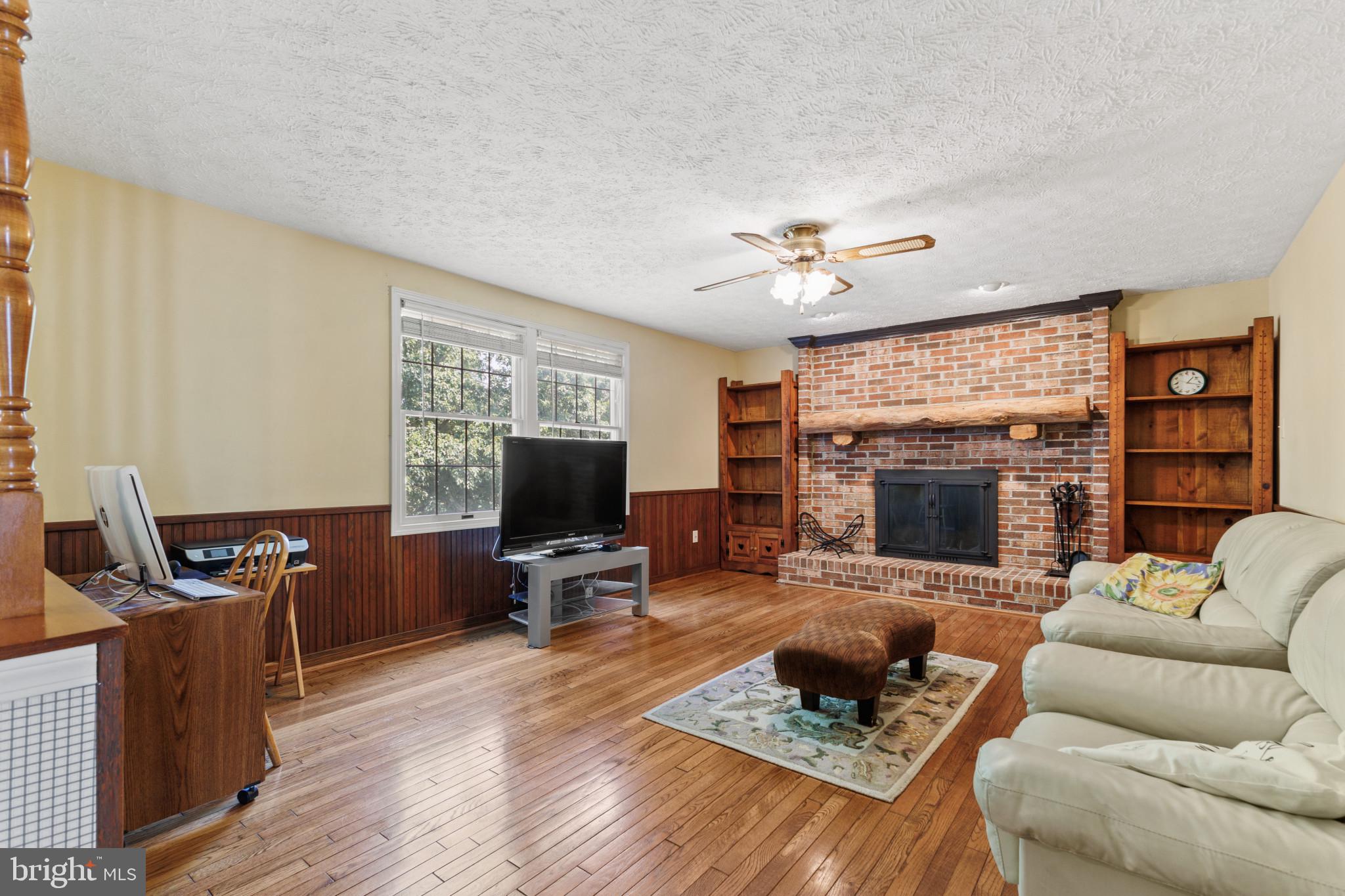606 Jason Ct