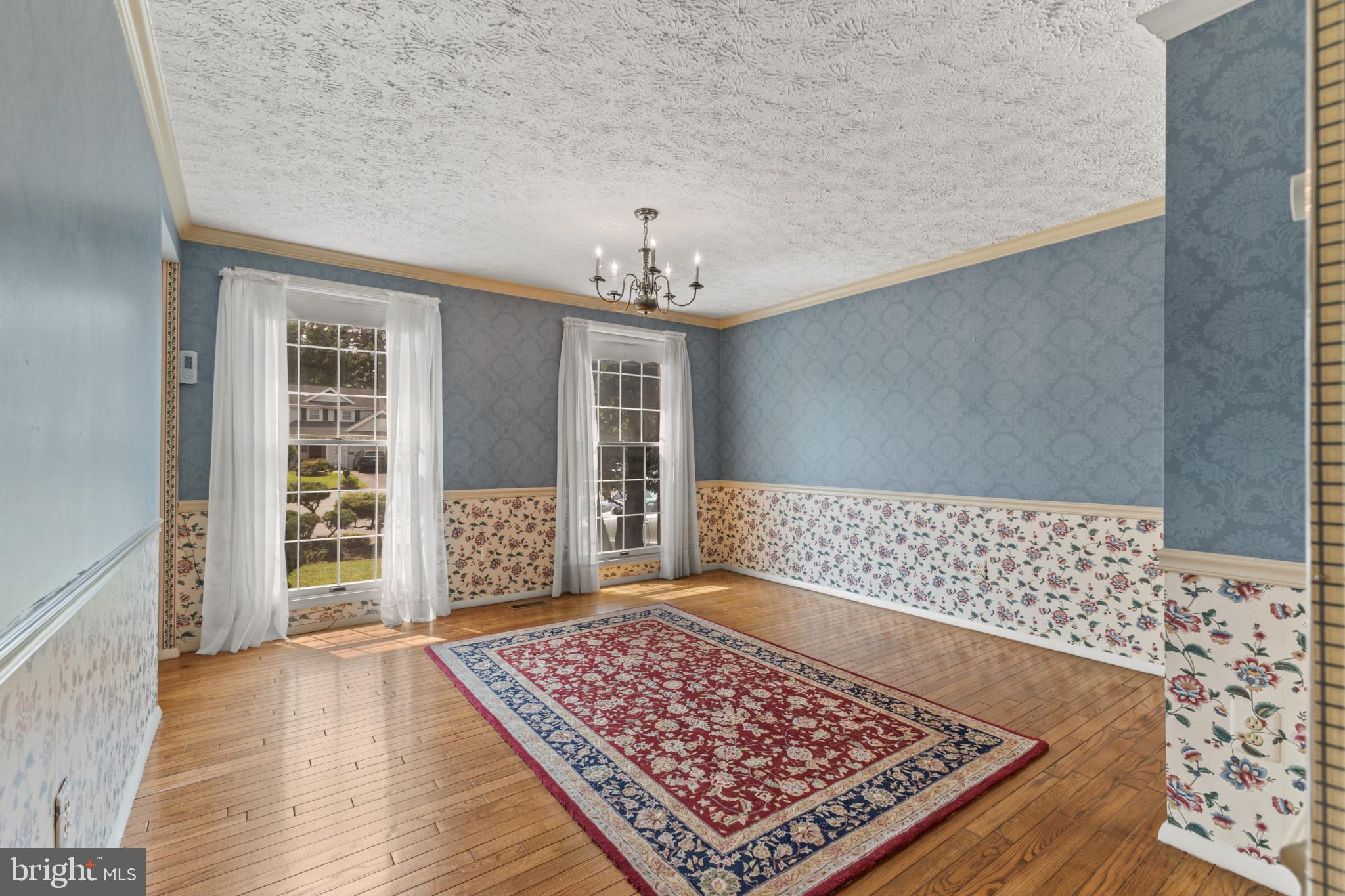 606 Jason Ct