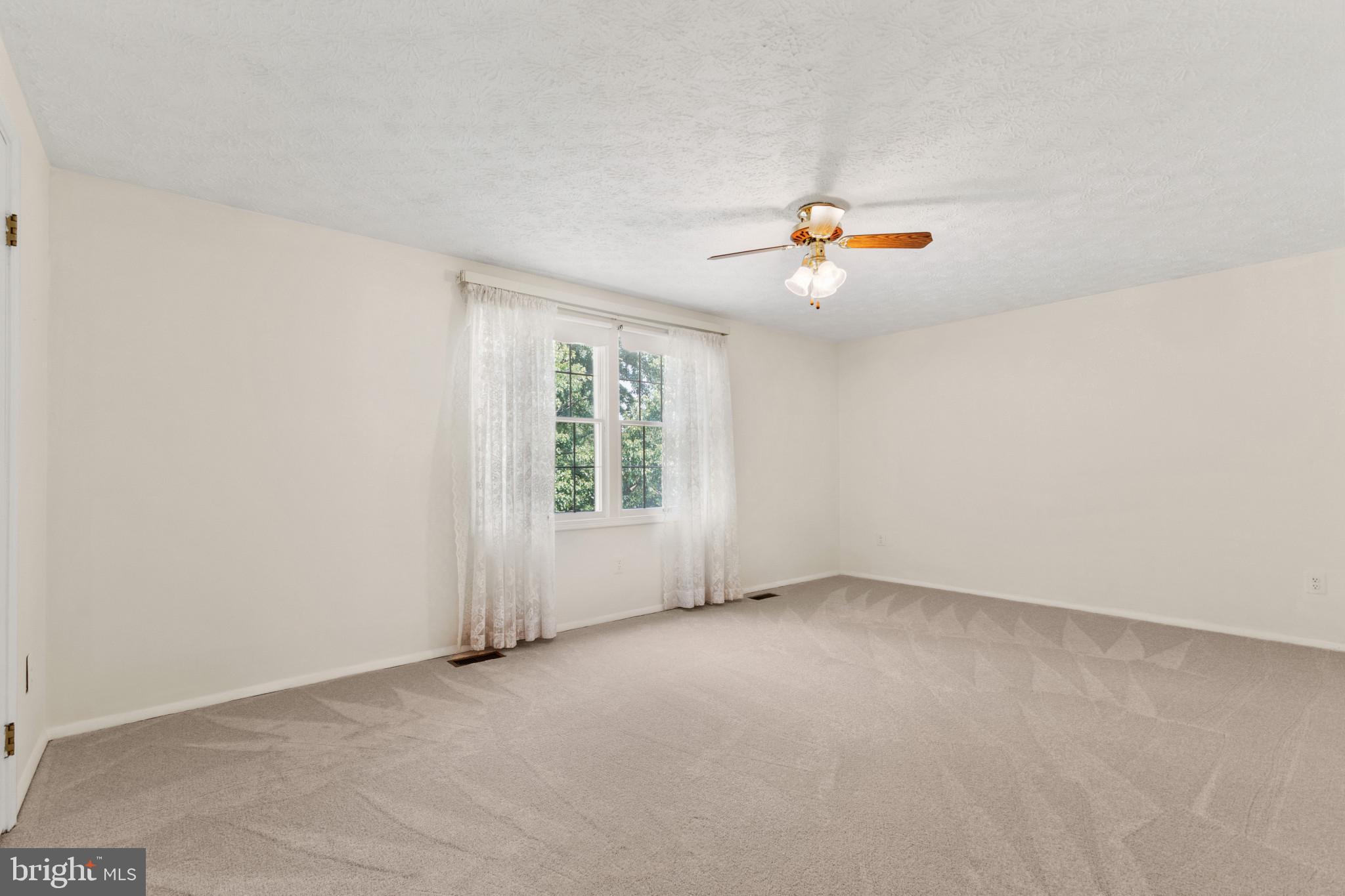 606 Jason Ct