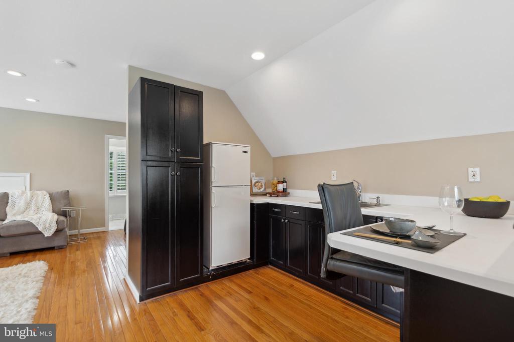 16820 TWIN MAPLE LANE