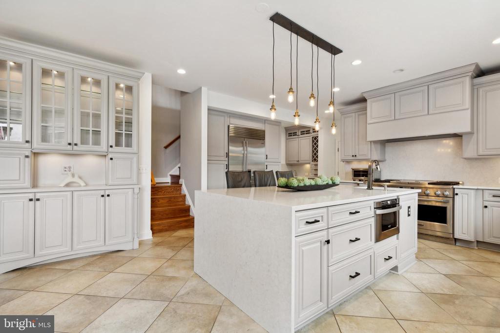 16820 TWIN MAPLE LANE