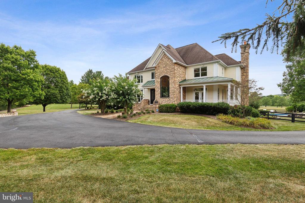 16820 TWIN MAPLE LANE