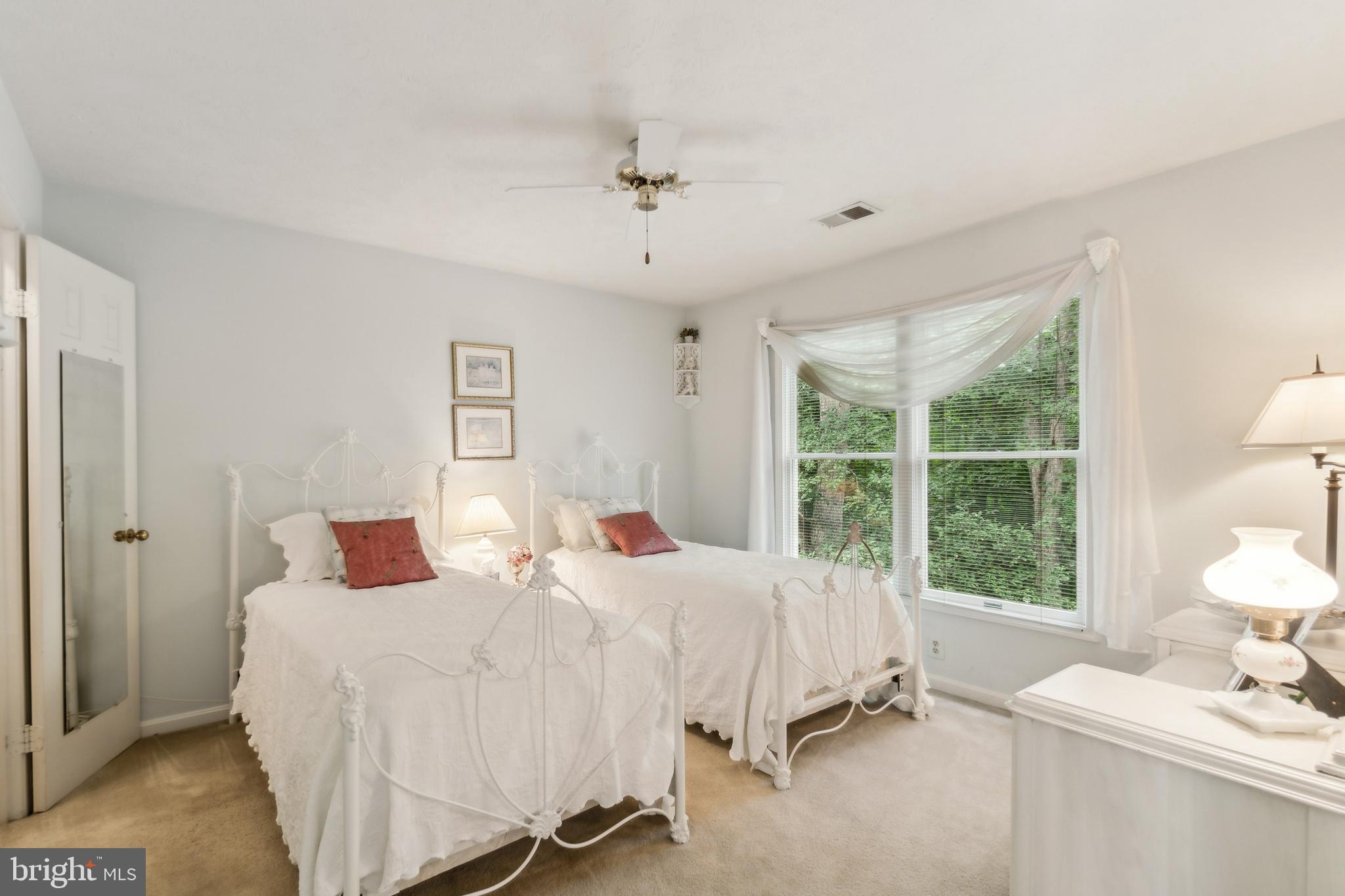 27 Rutherford Cir