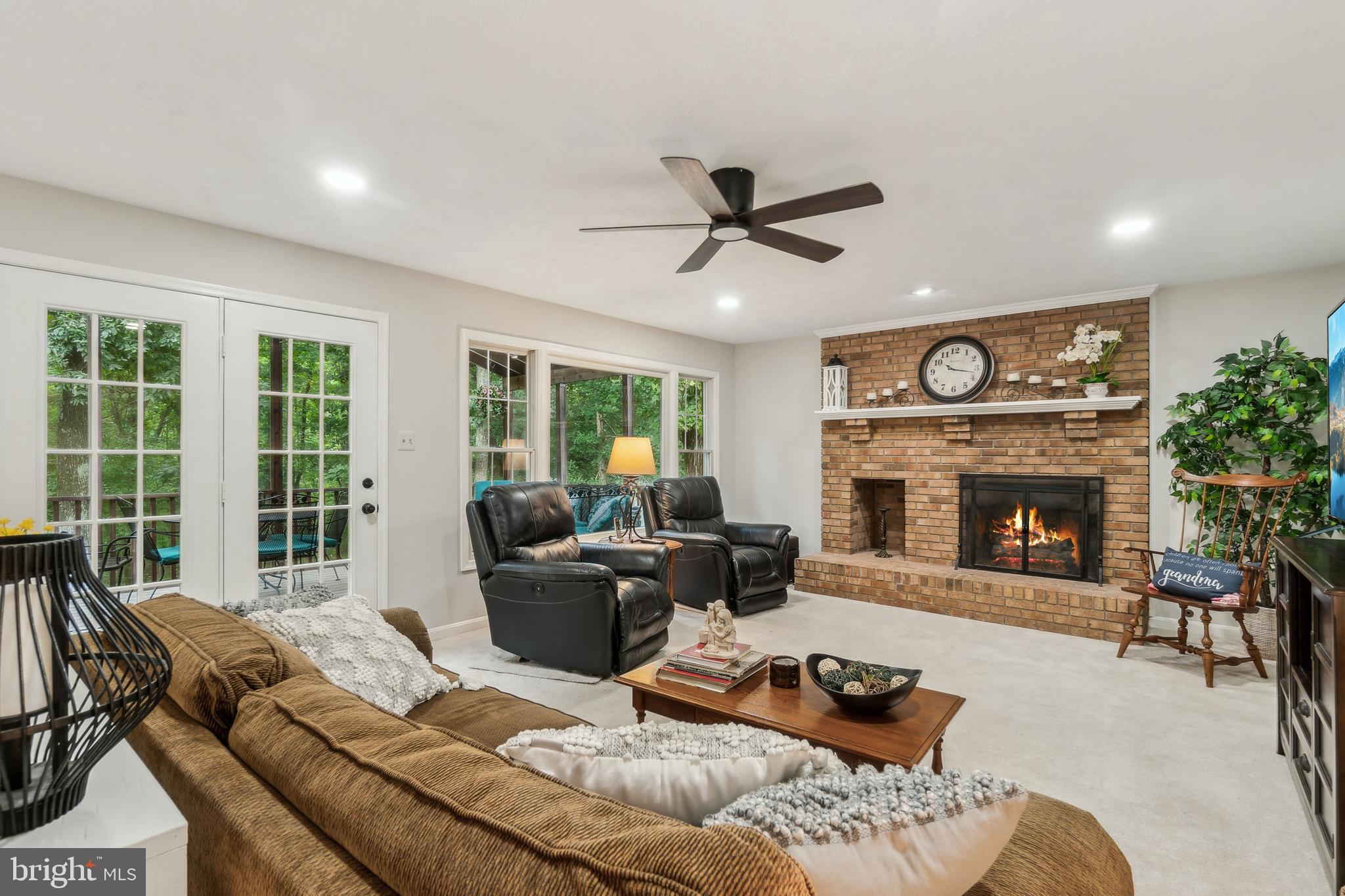 27 Rutherford Cir