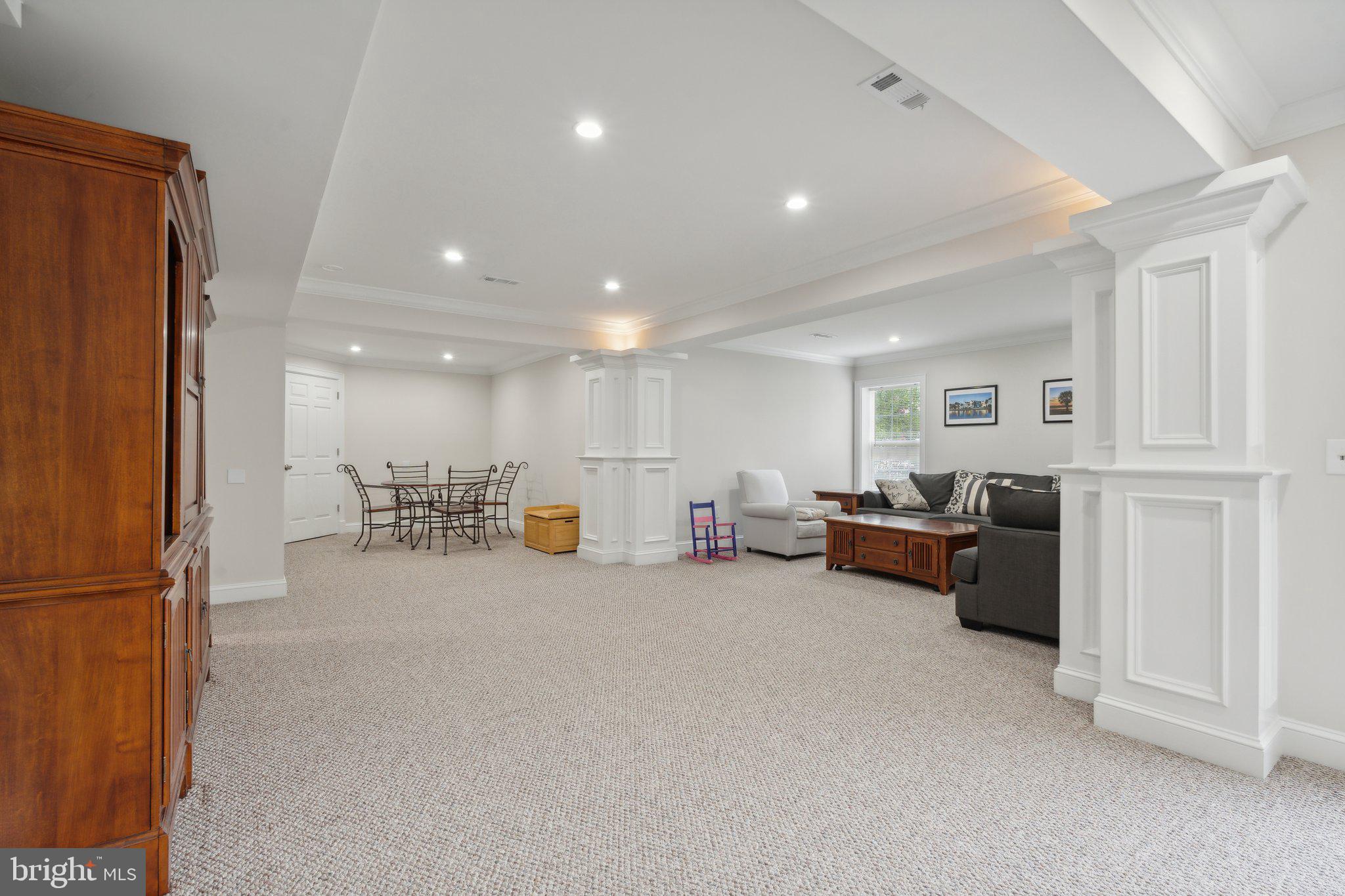 43837 Laurel Ridge Dr