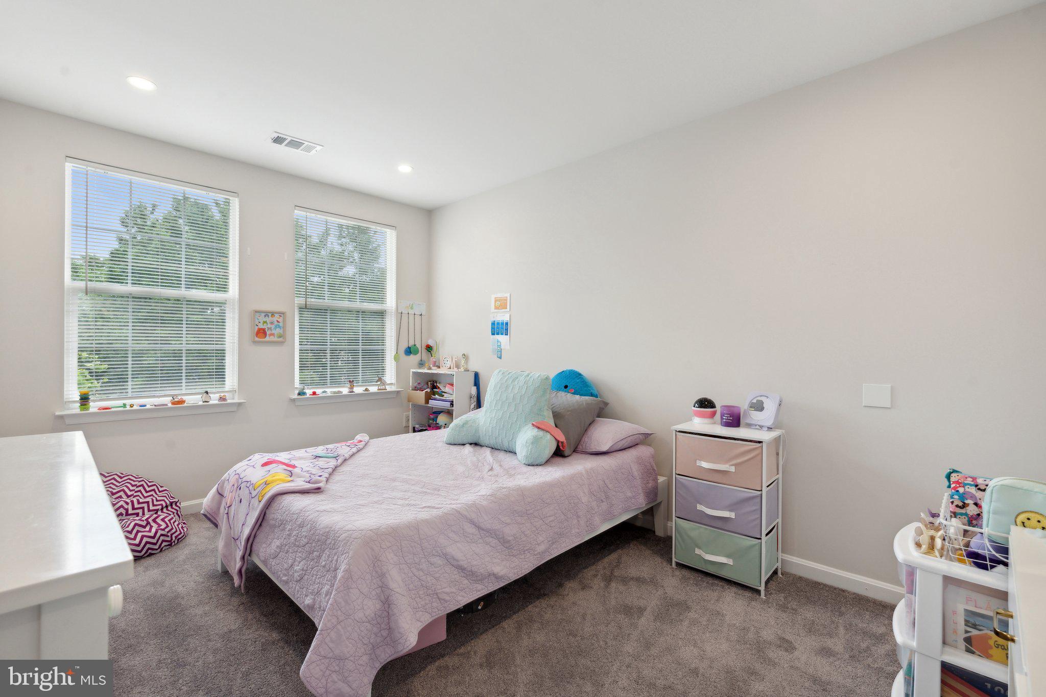 43837 Laurel Ridge Dr