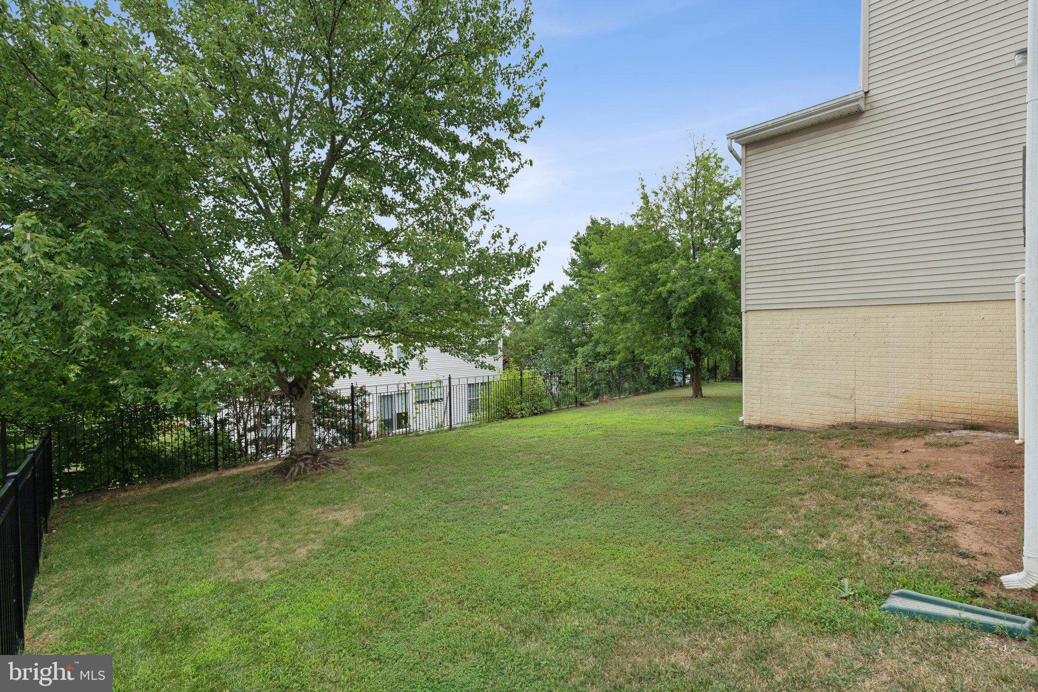 43837 Laurel Ridge Dr
