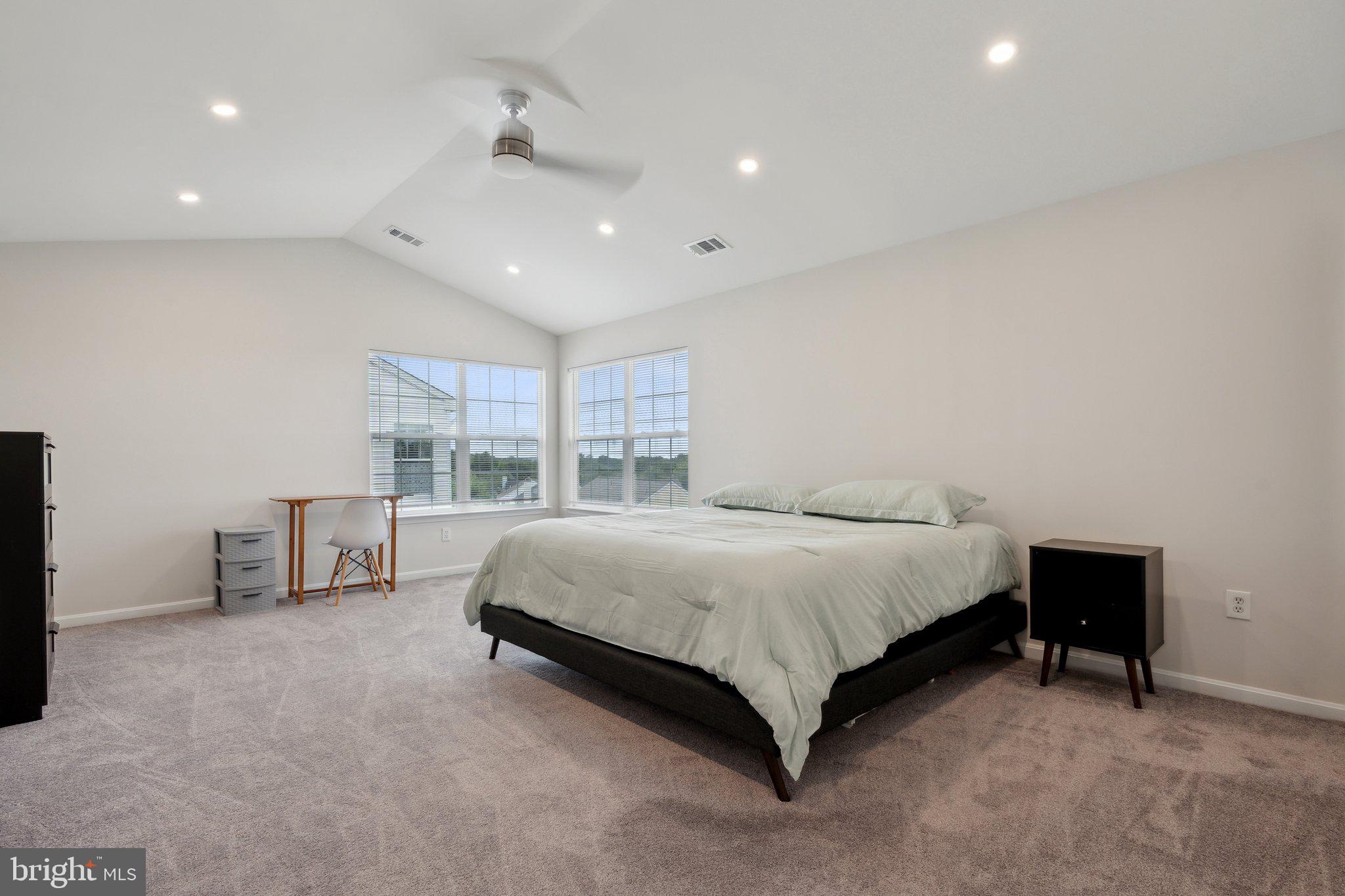 43837 Laurel Ridge Dr