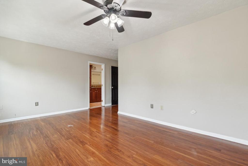210 MARKWOOD DRIVE