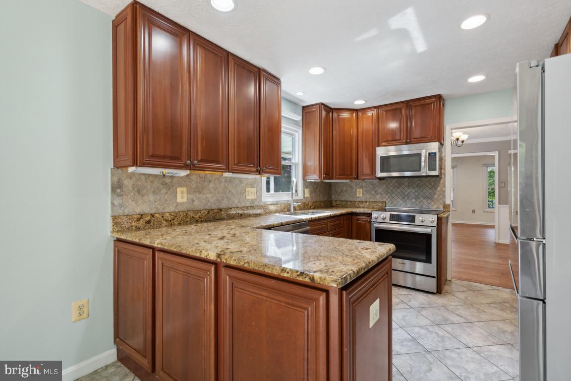 210 Markwood Dr