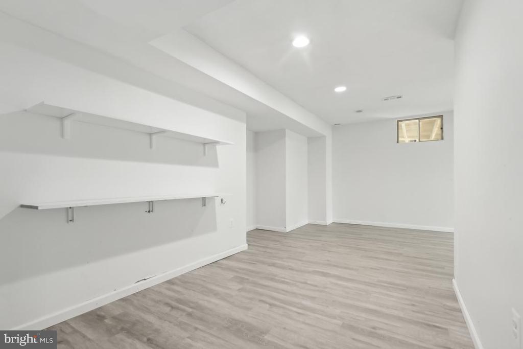 210 MARKWOOD DRIVE