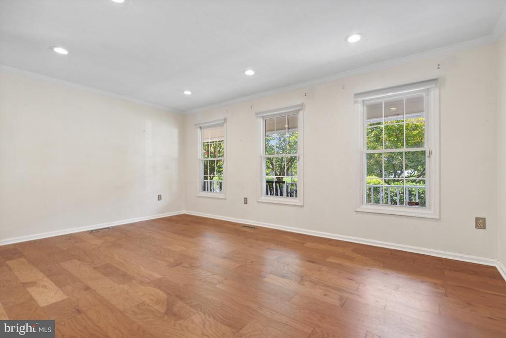 210 MARKWOOD DRIVE