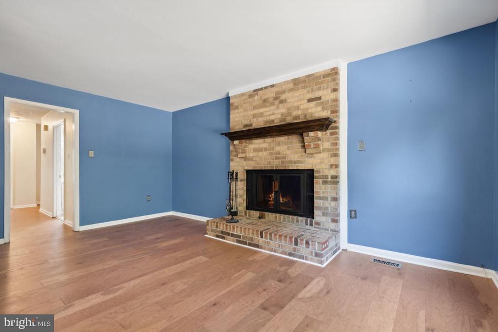 210 MARKWOOD DRIVE