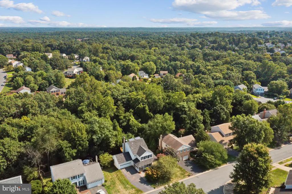 210 MARKWOOD DRIVE