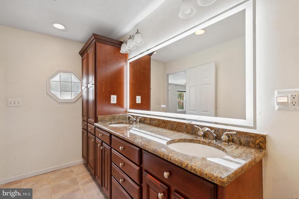 210 MARKWOOD DRIVE