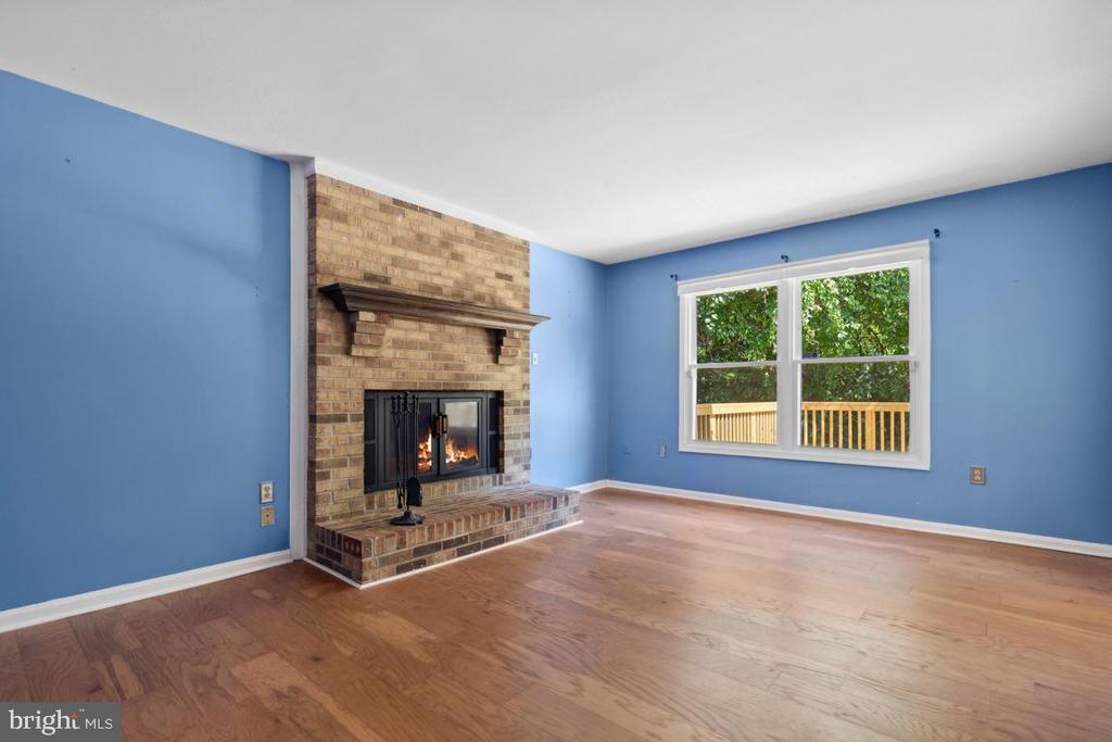 210 MARKWOOD DRIVE