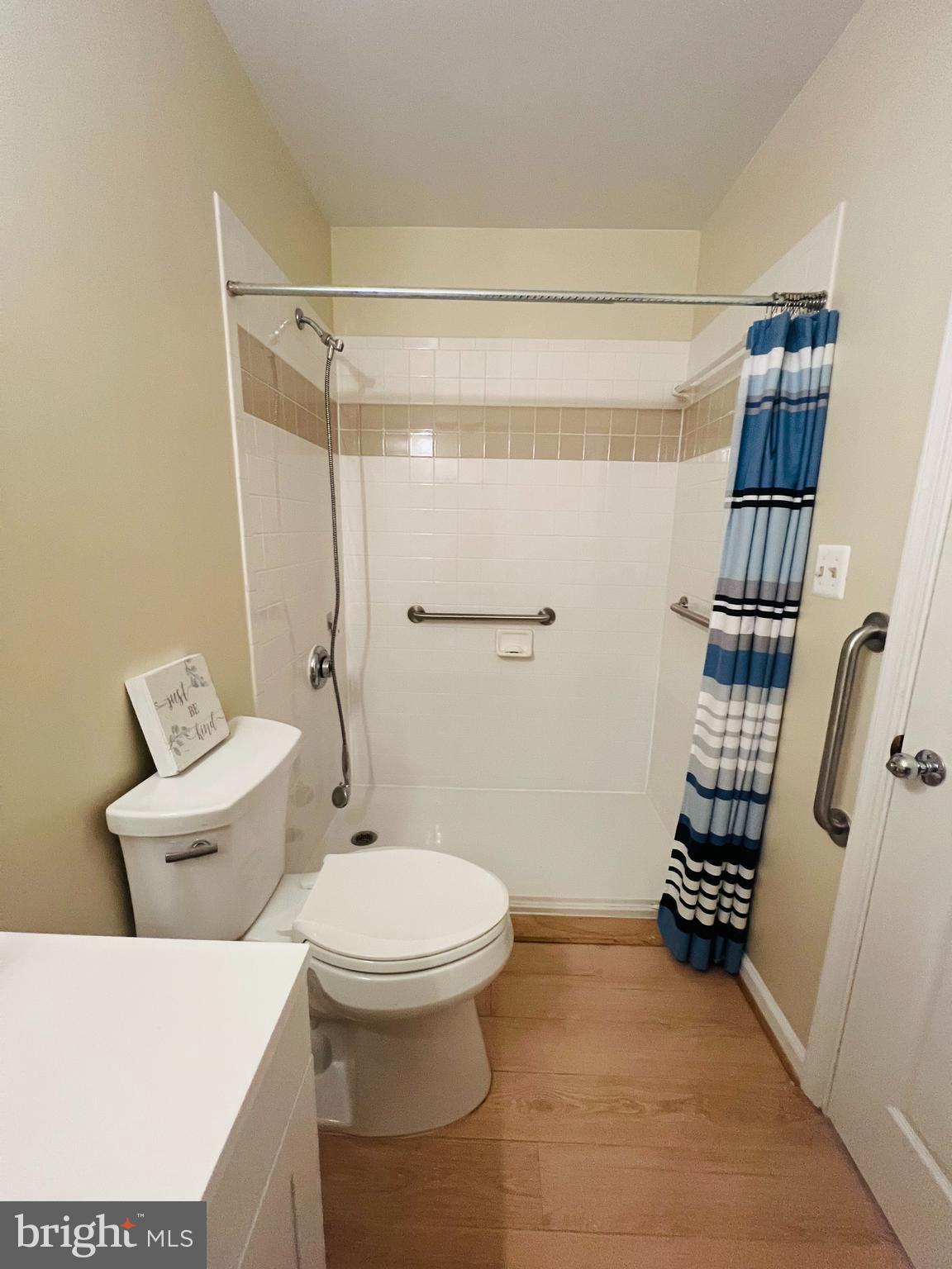 20273 Beechwood Ter #101