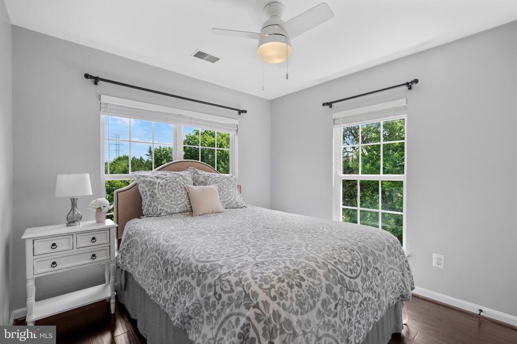 44257 Sonora Ln