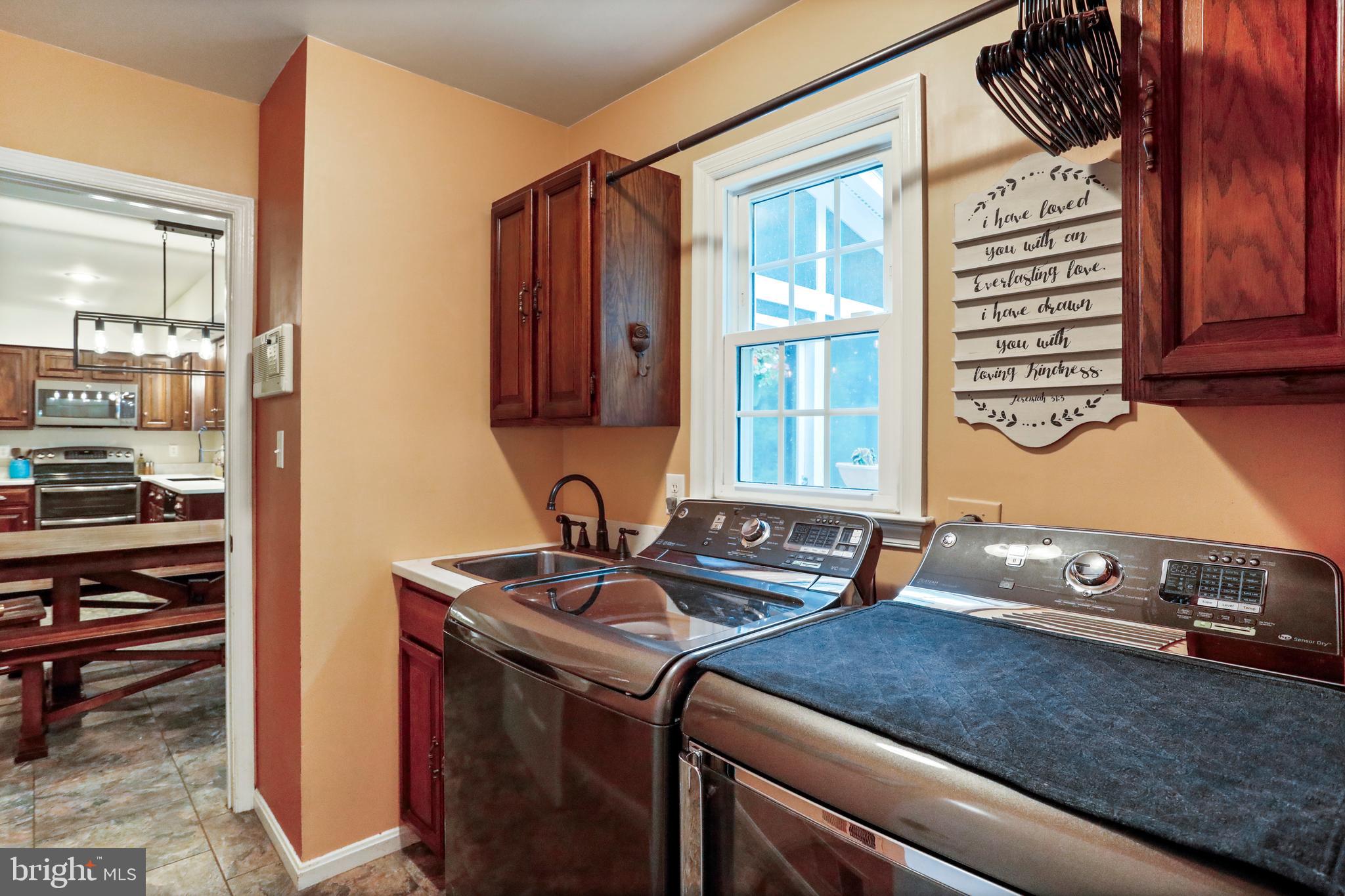 34 Pomegranate Ct