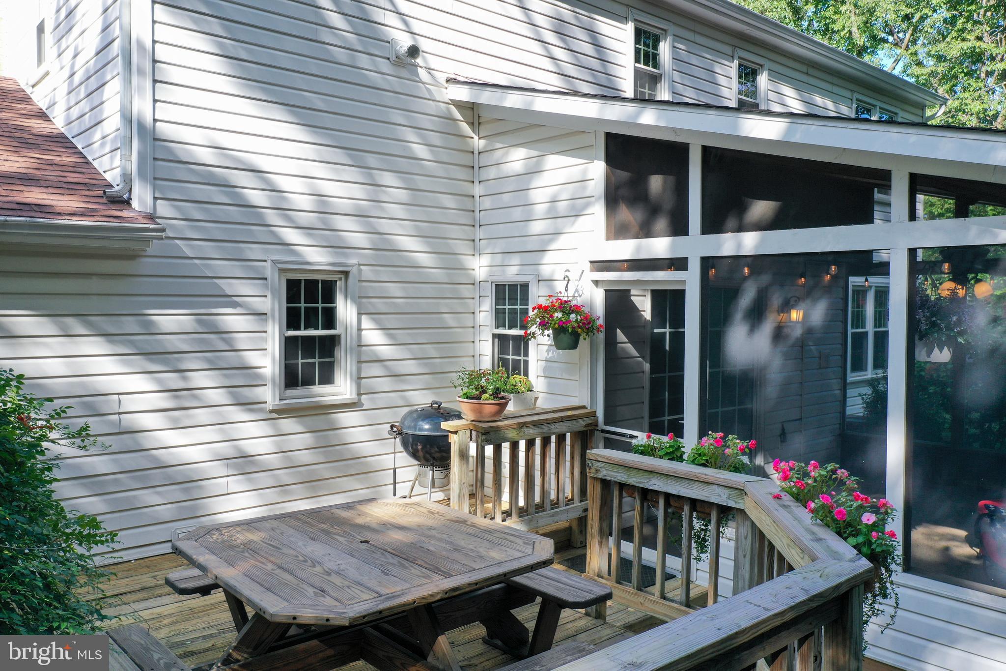 34 Pomegranate Ct