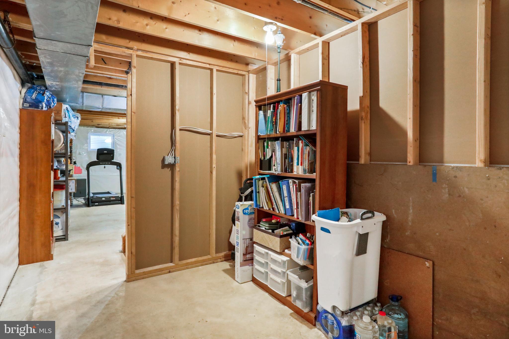 34 Pomegranate Ct
