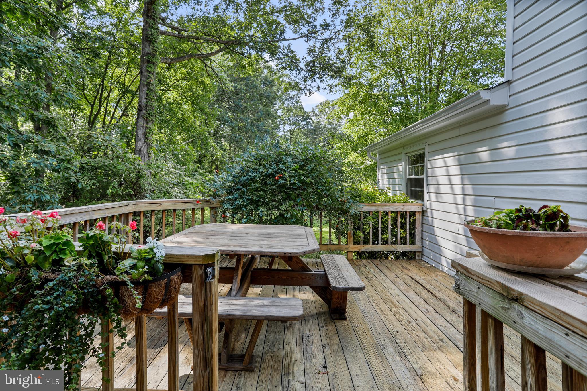 34 Pomegranate Ct