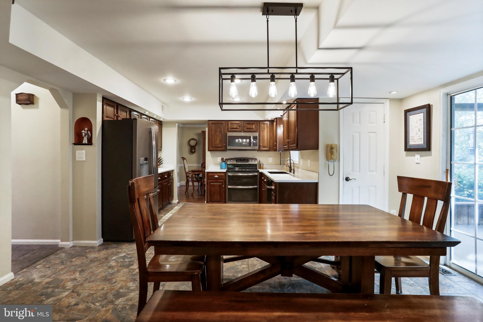 34 Pomegranate Ct