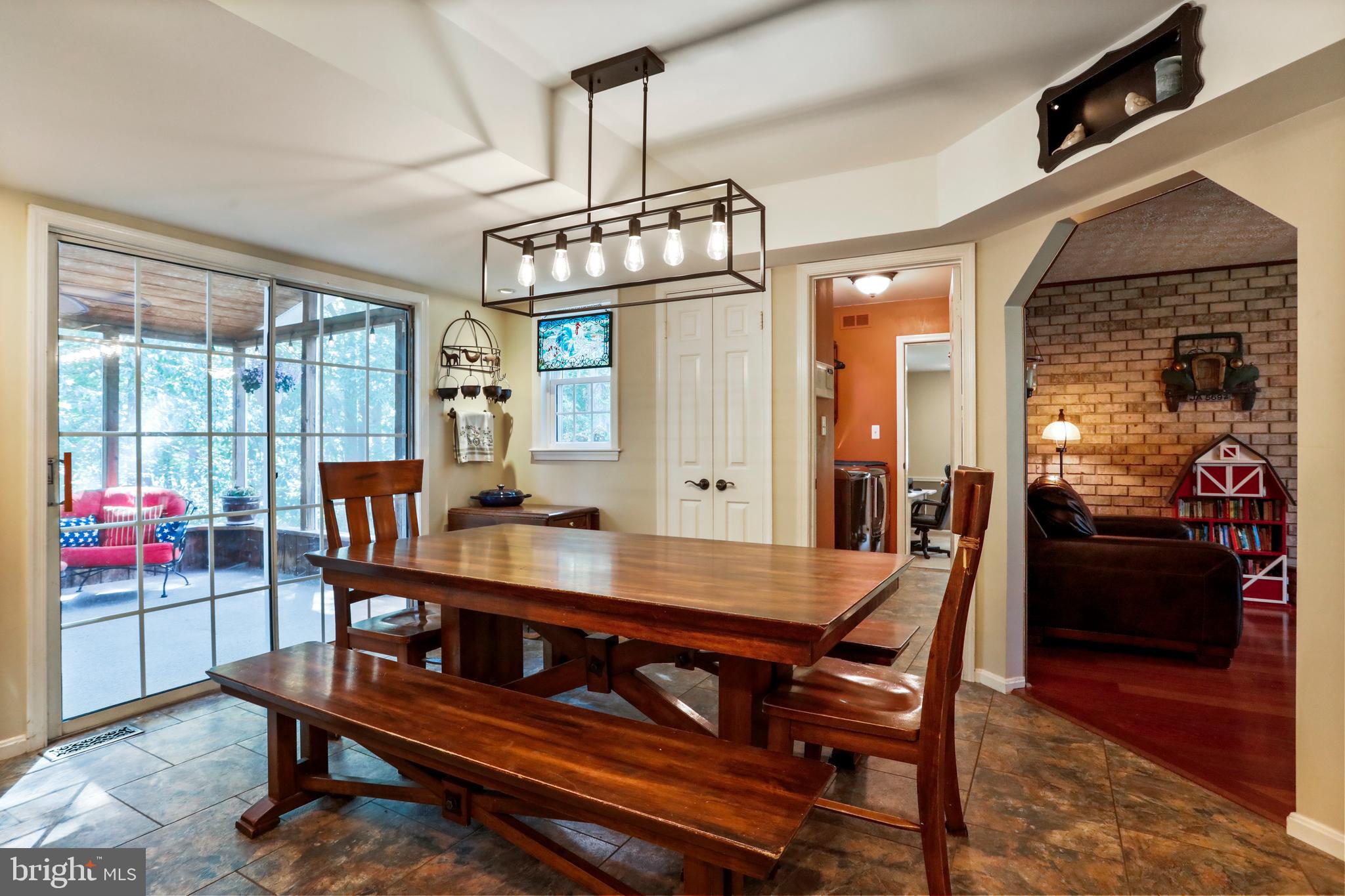34 Pomegranate Ct