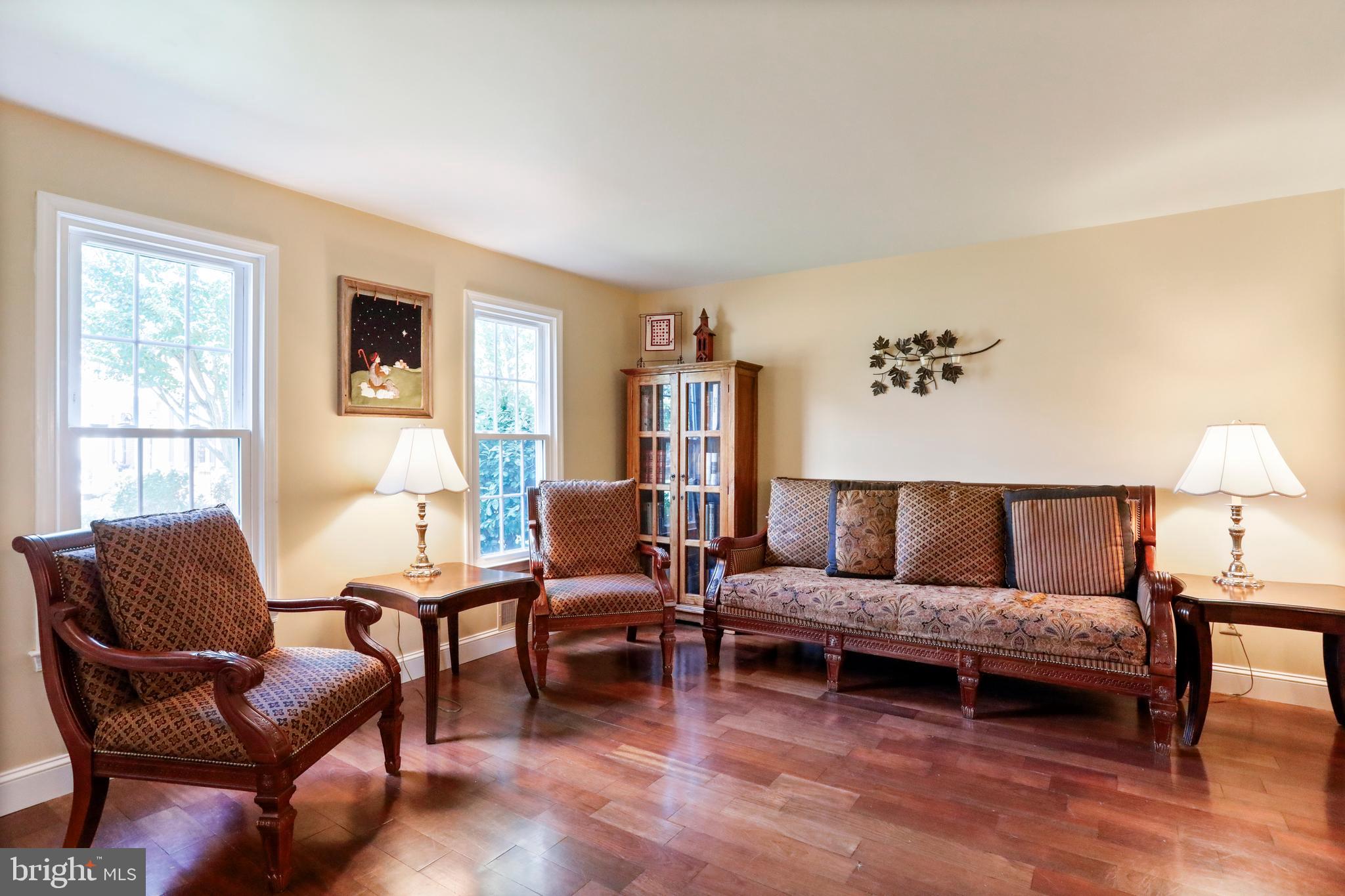 34 Pomegranate Ct